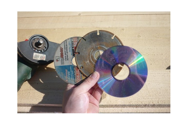 DVD-диск вместо отрезного круга на болгарку